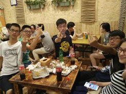 高县烧烤加盟,学烧烤技术,开烧烤店多少钱疯狂烤翅加盟